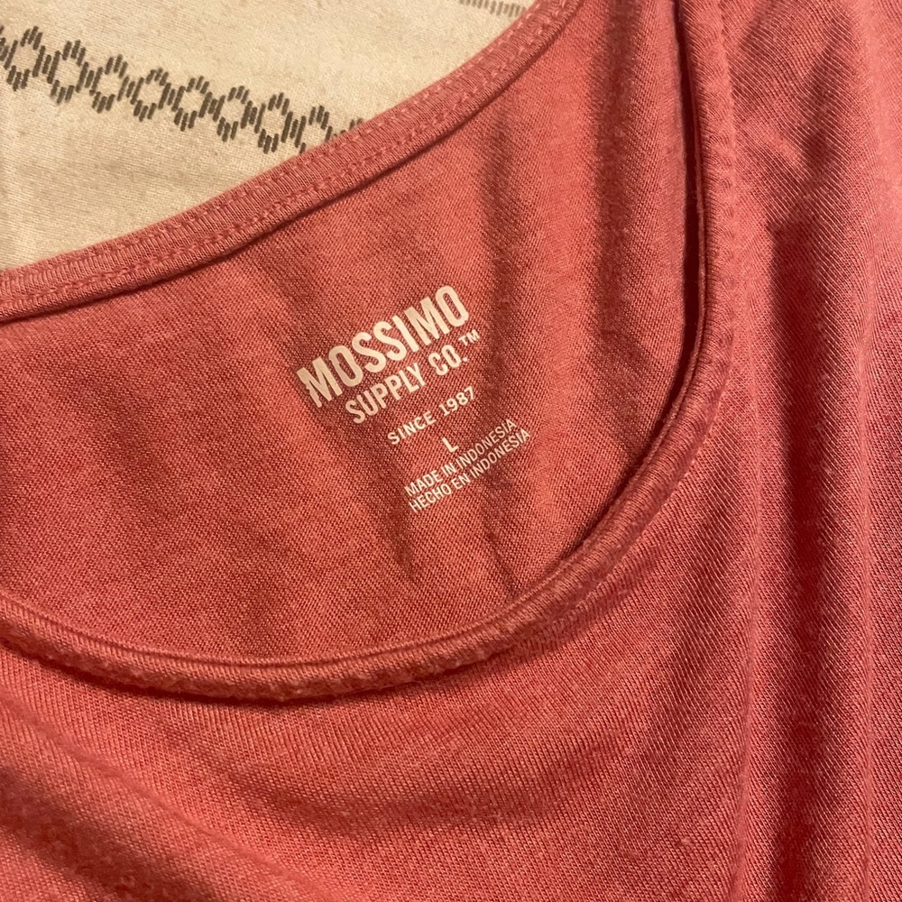 Mossimo Tank - Picture 2 of 2